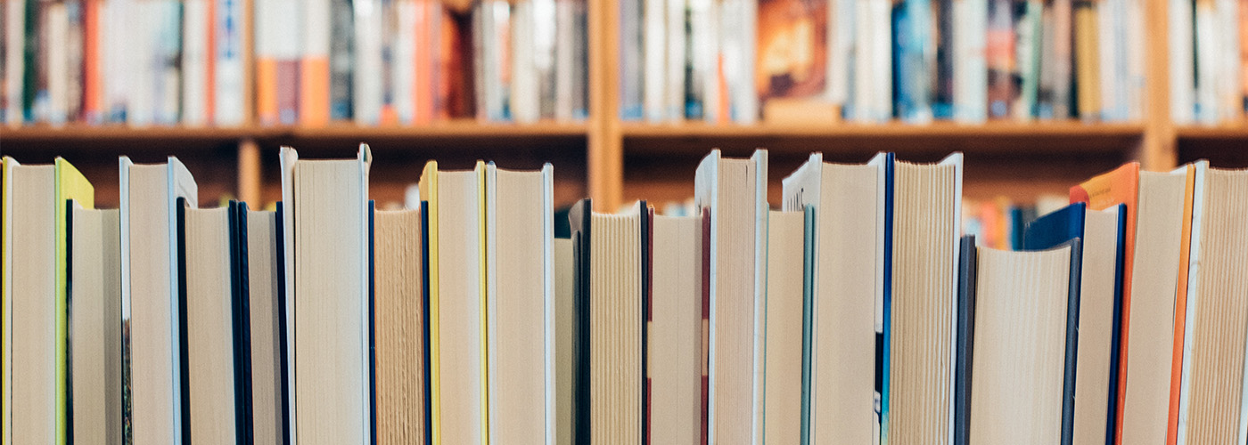 Image by Jessica Ruscello - From https://unsplash.com/@jruscello Libros Firma